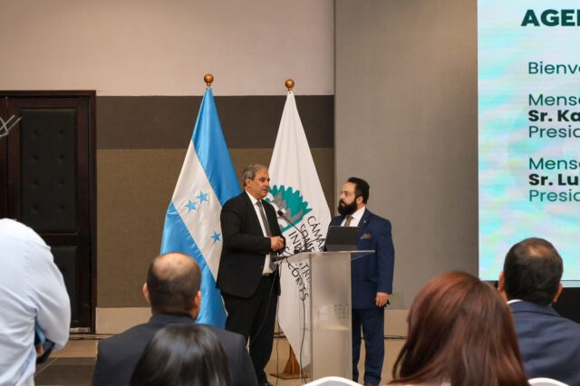 ”El sector privado quiere democracia, los empresarios queremos seguir invirtiendo y generando empleos¨