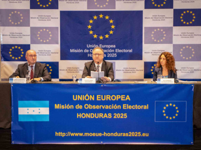 Un proceso electoral marcado por graves crisis institucionales que contrastaron con una jornada electoral bien organizada y pacífica