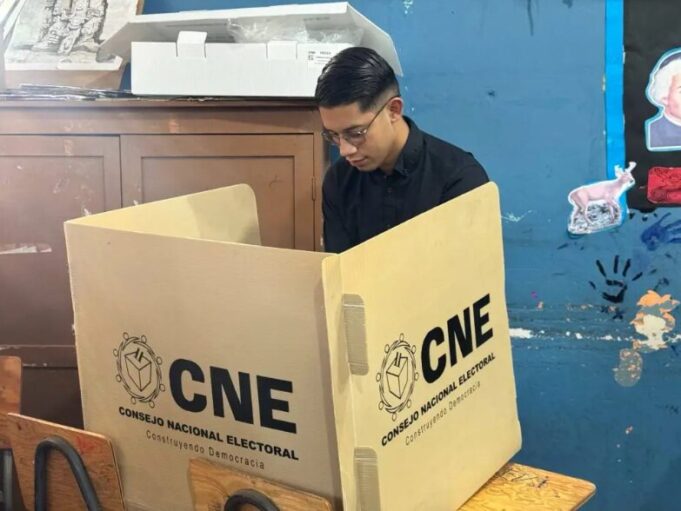 Captura de pantalla 2025-12-07 114239