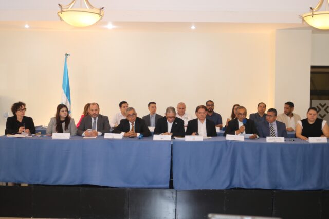 DECLARACIÓN OFICIAL DE SECTORES DE LA SOCIEDAD HONDUREÑA ANTE LA CRISIS POSELECTORAL