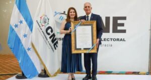 El primer “familión” del gobierno de Papi