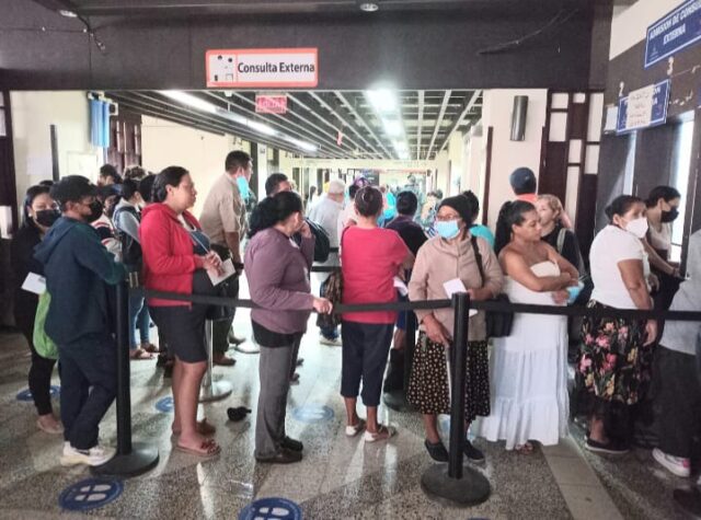 Más de 1,800 quejas en el sector salud atendió el CONADEH entre el 2022 y el 2025