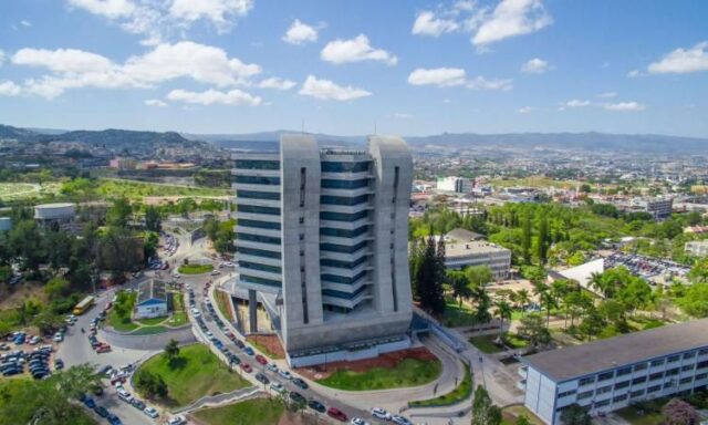 Estado de Honduras adeuda más de L1,100 millones a la UNAH por presupuestos incumplidos