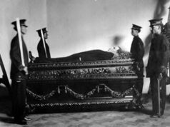 El ataúd de Rubén Darío