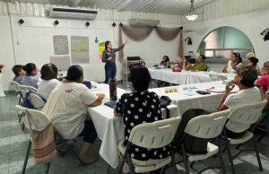 Mujeres emprendedoras de la economía verde y azul fortalecen sus habilidades en procesos de negociación