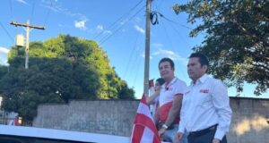 Salvador Nasralla denuncia agresiones en su cierre de campaña