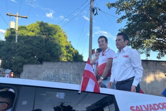 Salvador Nasralla denuncia agresiones en su cierre de campaña