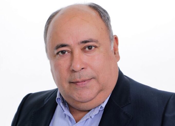 ariel-montoya-en-poetas